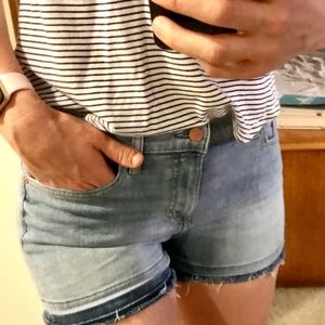 Banana Republic mid-rise Jean shorts